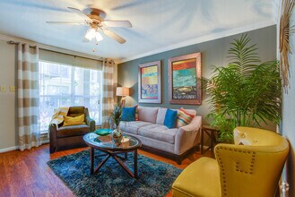 C2-The Cambridge 311-2 floor plan